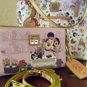 Dooney & Bourke Disney Flower & Garden Set